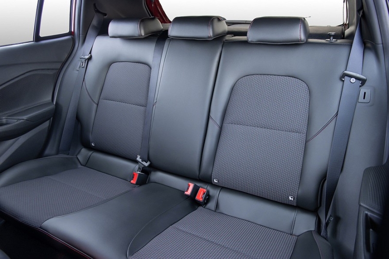 Обновлённый Chevrolet Onix: &laquo;живые&raquo; фото, подешевевшая база и другие уточнения