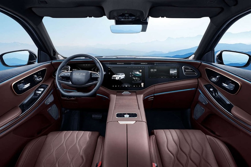 Обновлённый Exeed VX: теперь и чисто бензиновый кроссовер