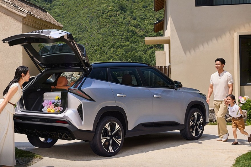 Обновлённый кроссовер Geely Cityray доступен к заказу: проще и дешевле