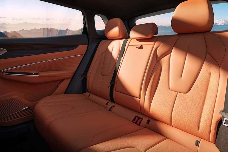 Обновлённый кроссовер Geely Cityray доступен к заказу: проще и дешевле