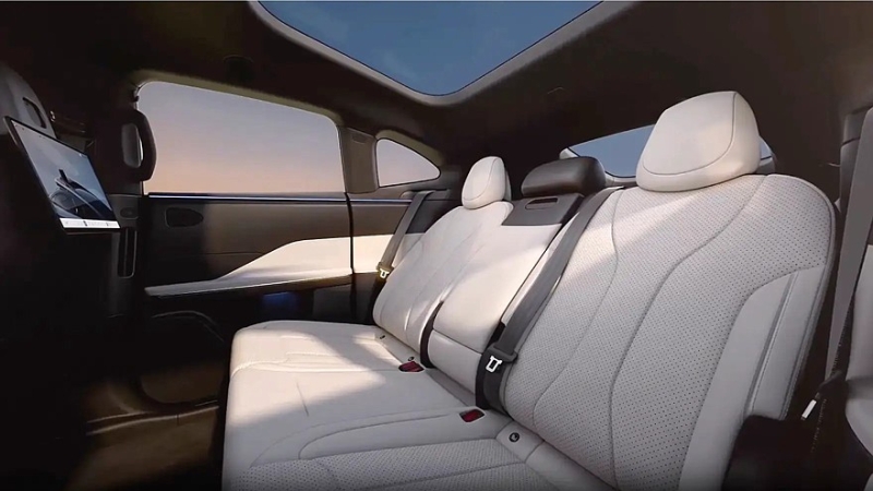 Tensor Robocar: приватный беспилотный автомобиль, который будет собирать VinFast