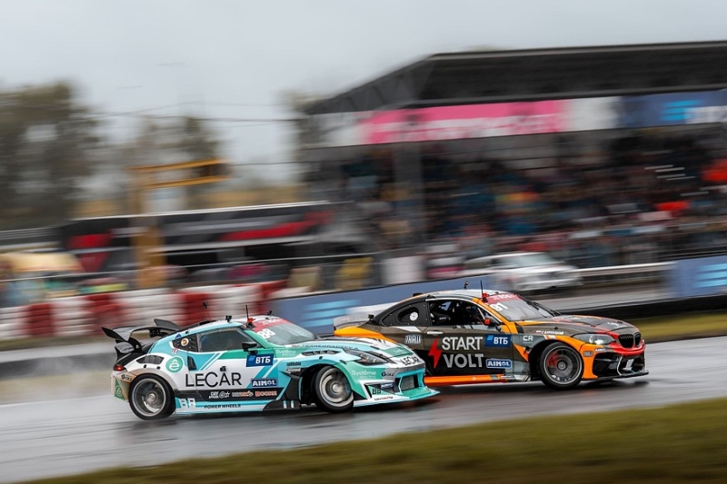 Тимофей Добровольский в сложнейших условиях одержал дебютную победу в RDS GP на &laquo;Красном кольце&raquo;