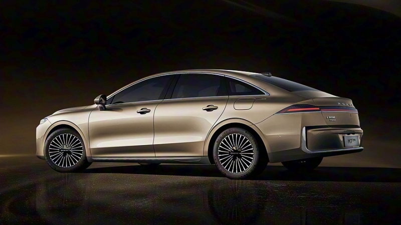 Бизнес-седан Roewe M7 выходит на рынок: дёшево и при этом богато