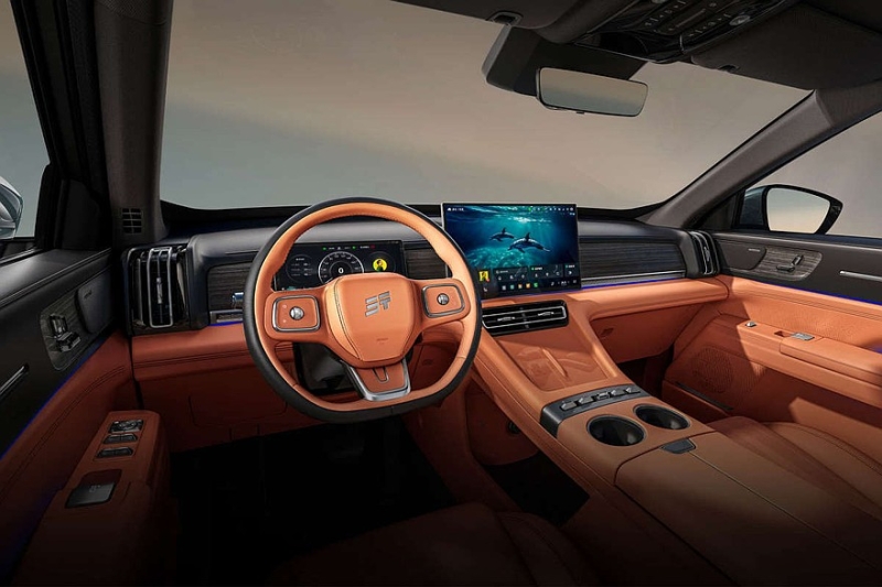 Большой кроссовер Jetour X70L предложен с двумя моторами на выбор