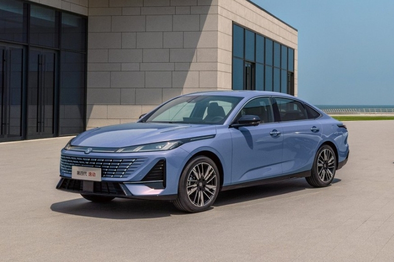 Changan Eado, он же Lamore или Uni-L: седан с новым салоном доступен сразу со скидками