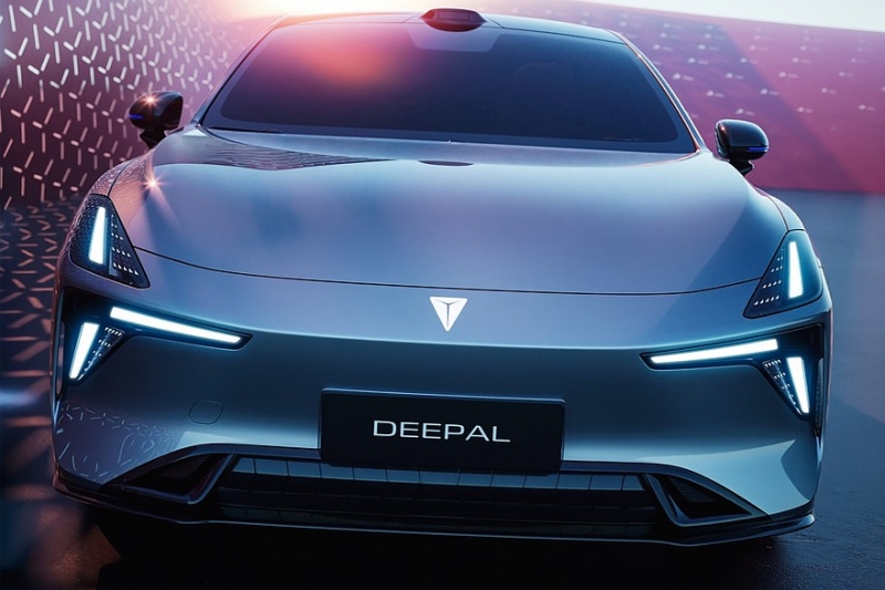 Changan готовит к премьере седан Deepal L06 в новом стиле