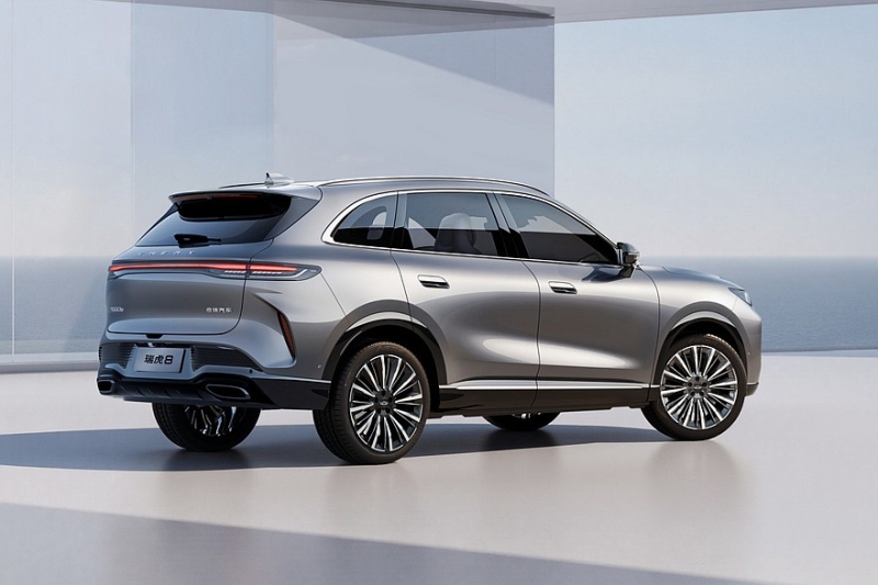 Chery Tiggo 8 нового поколения предложат с двумя вариантами дизайна