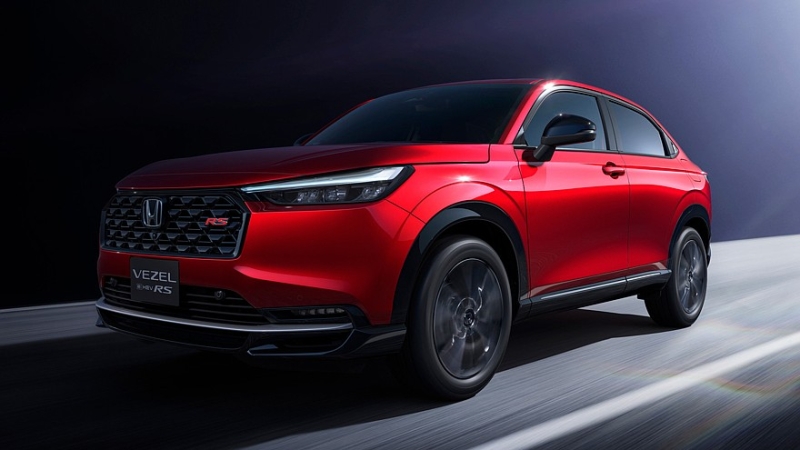 Honda рассекретила «подогретый» гибридный кроссовер Vezel RS, цены известны