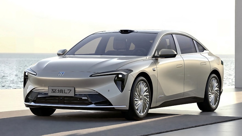 Китайский Buick Electra L7 готовится к премьере: библиотечная тишина и мощная &laquo;музыка&raquo;