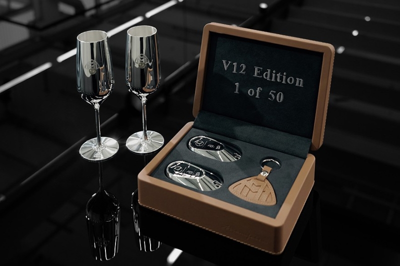 Mercedes-Maybach S-Class обзавёлся спецверсией V12 Edition с декором из золота