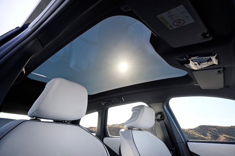 Новый BMW iX3: узкие ноздри, эксцентричный салон, 800 вольт и суперкомпьютеры