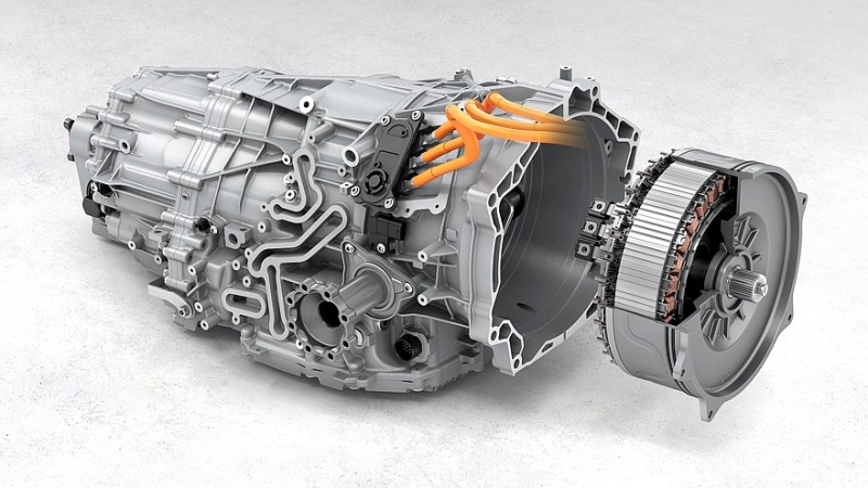 Обновлённый Porsche 911 Turbo S: гибридные 711 л.с., масса 1740 кг и 2,5 с до «сотни»