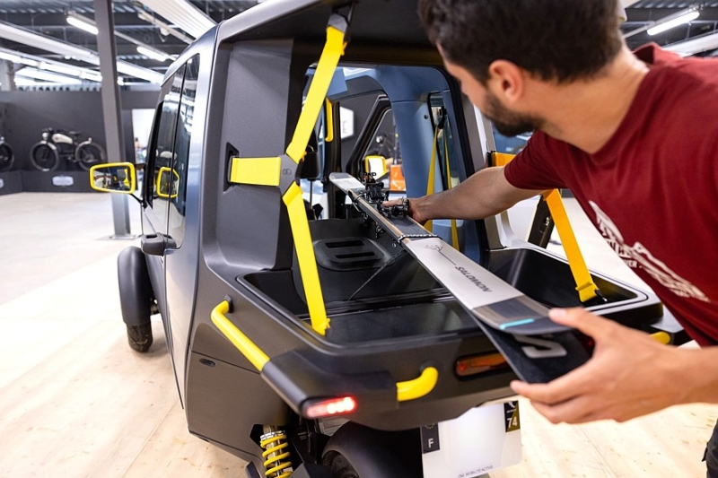 Педальный гибрид Cixi Vigoz: лютые крены и максимальная скорость 120 км/ч