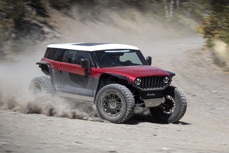 Похожий на Jeep американский вездеход Vanderhall Brawley наконец-то вышел на рынок