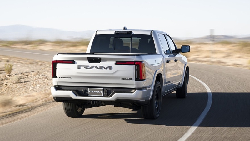 Ram официально &laquo;убил&raquo; большой электрический пикап, но оставил его имя