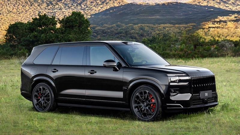 Роскошный гибридный кроссовер Zeekr 9X вышел на рынок: 1400 л.с. и 3,1 с до &laquo;сотни&raquo;