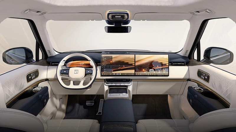 Роскошный гибридный кроссовер Zeekr 9X вышел на рынок: 1400 л.с. и 3,1 с до &laquo;сотни&raquo;