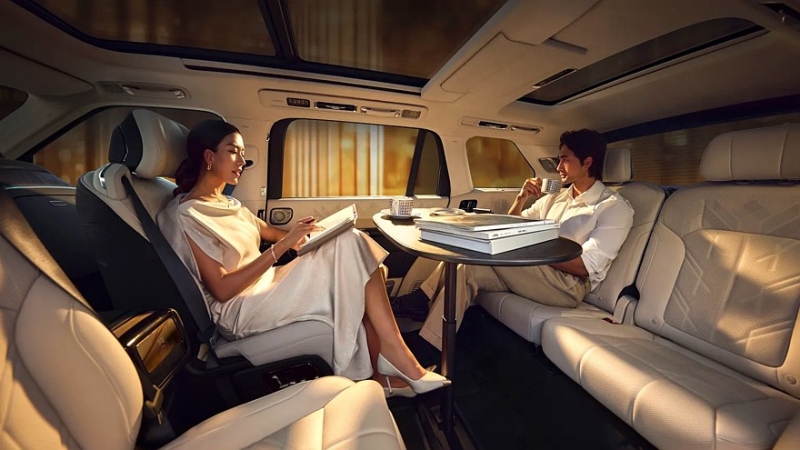 Роскошный гибридный кроссовер Zeekr 9X вышел на рынок: 1400 л.с. и 3,1 с до &laquo;сотни&raquo;