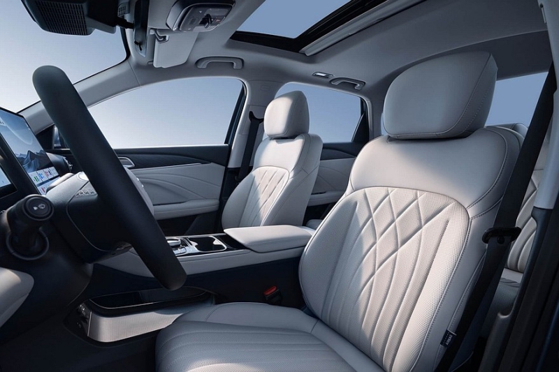 Седан Geely Galaxy Starshine 6 доступен к заказу, на очереди &ndash; родственный новый Emgrand