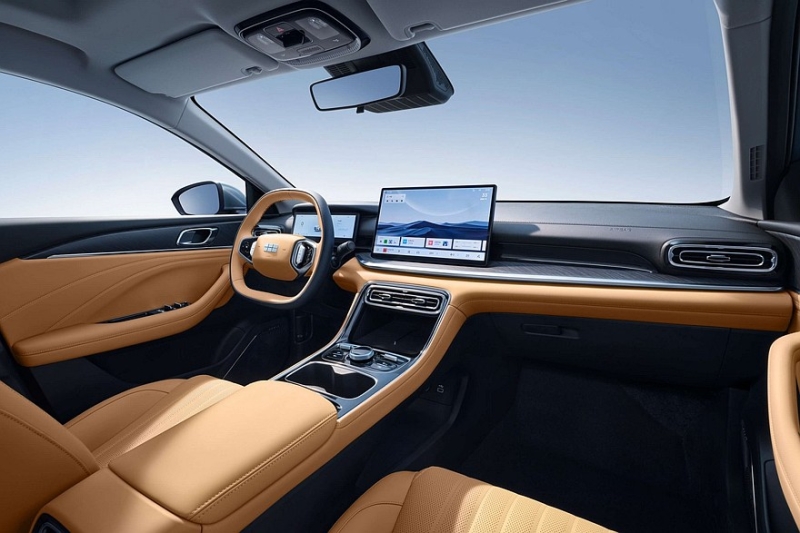 Седан Geely Galaxy Starshine 6 доступен к заказу, на очереди &ndash; родственный новый Emgrand