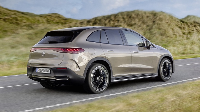 Скорая отставка: Mercedes может через несколько месяцев завершить выпуск EQE и EQE SUV