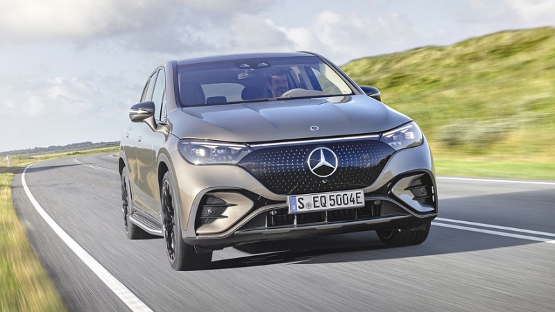Скорая отставка: Mercedes может через несколько месяцев завершить выпуск EQE и EQE SUV