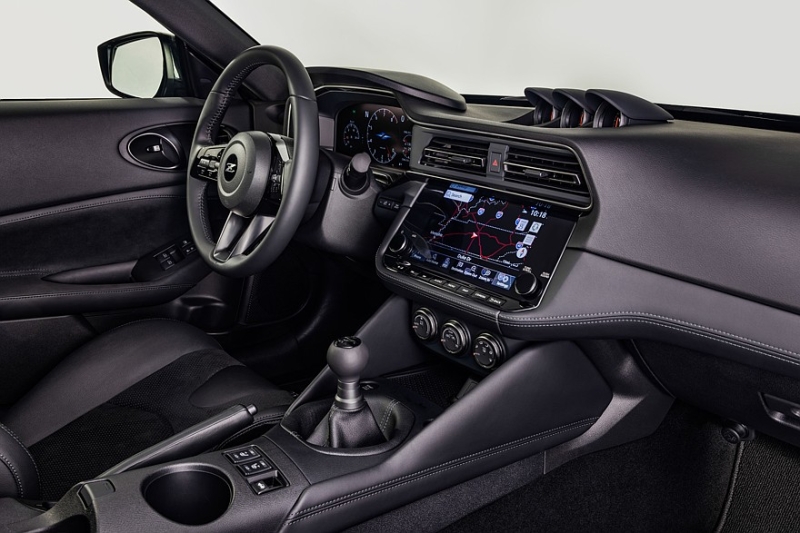 Спорткар Nissan Z обзавёлся новой спецверсией Heritage в честь 300ZX