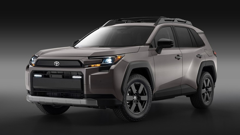 У Toyota Land Cruiser Prado и RAV4 могут появиться электрические версии