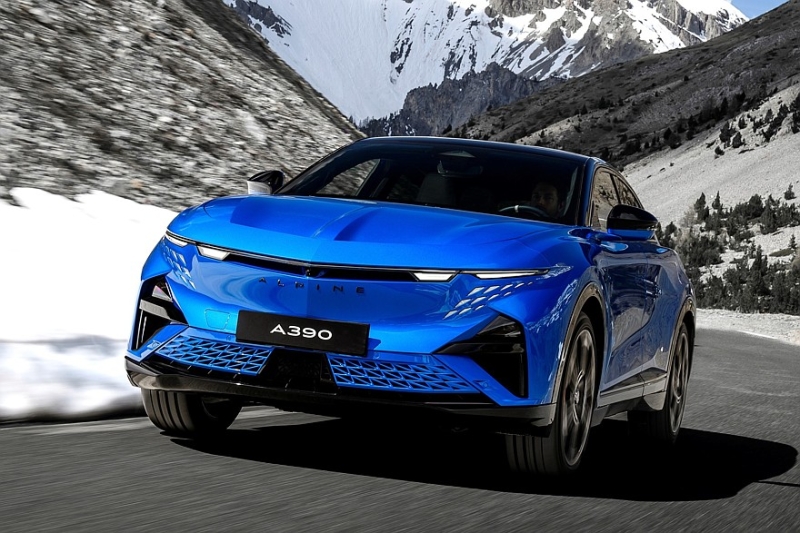 Alpine A390 готовится к старту продаж: цены ниже, чем у Porsche Macan, но всё равно дорого