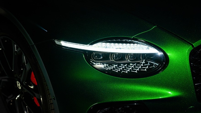 Bentley Bentayga, Continental GT и Continental GTC обзавелись спецверсией Black Forest