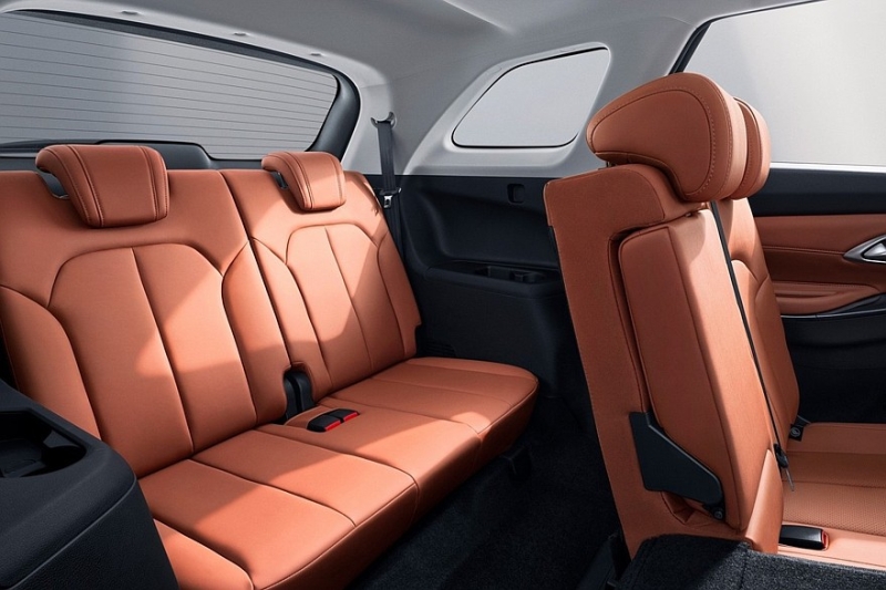 Changan CS75 Pro, бывший «престижный» Oshan, получил новый салон и более мощный мотор