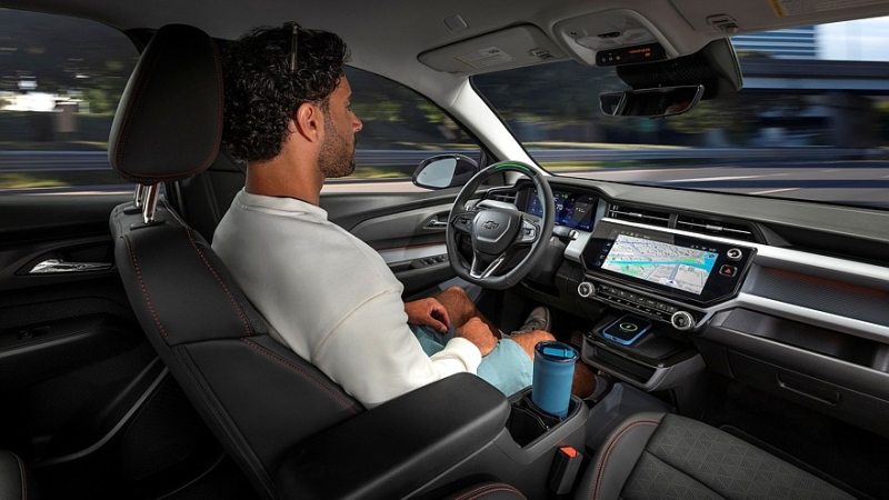 Chevrolet Bolt вернулся: только кроссовер, освежённый дизайн, новое &laquo;железо&raquo;