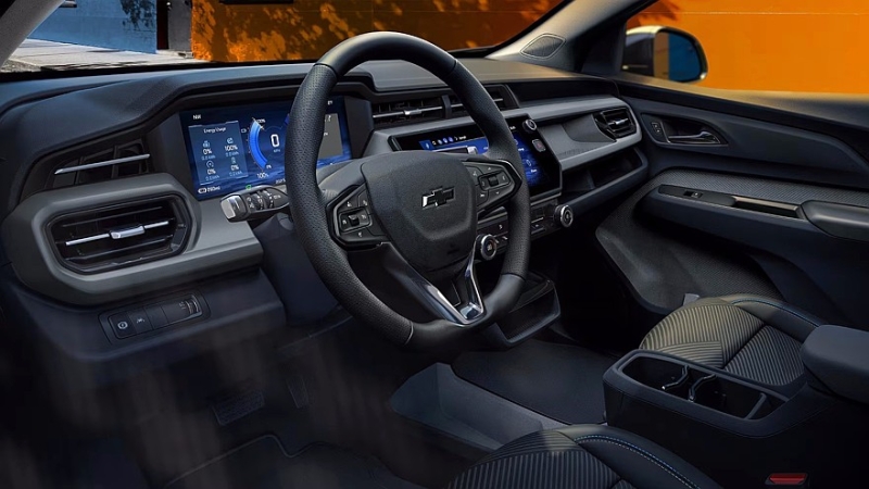 Chevrolet Bolt вернулся: только кроссовер, освежённый дизайн, новое &laquo;железо&raquo;