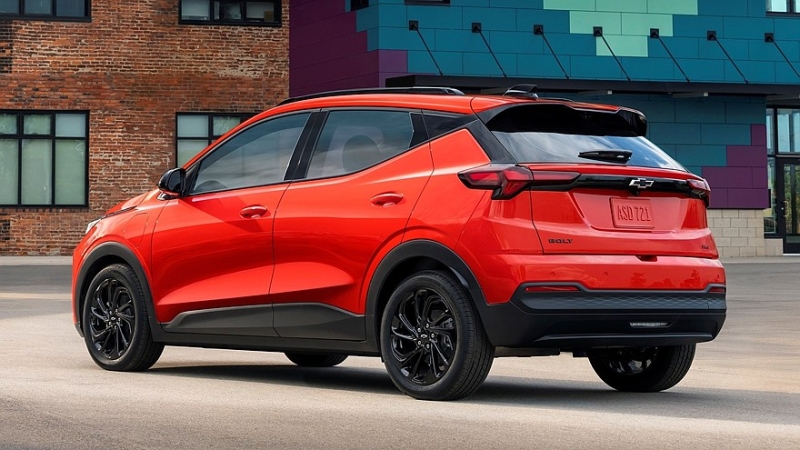 Chevrolet Bolt вернулся: только кроссовер, освежённый дизайн, новое &laquo;железо&raquo;