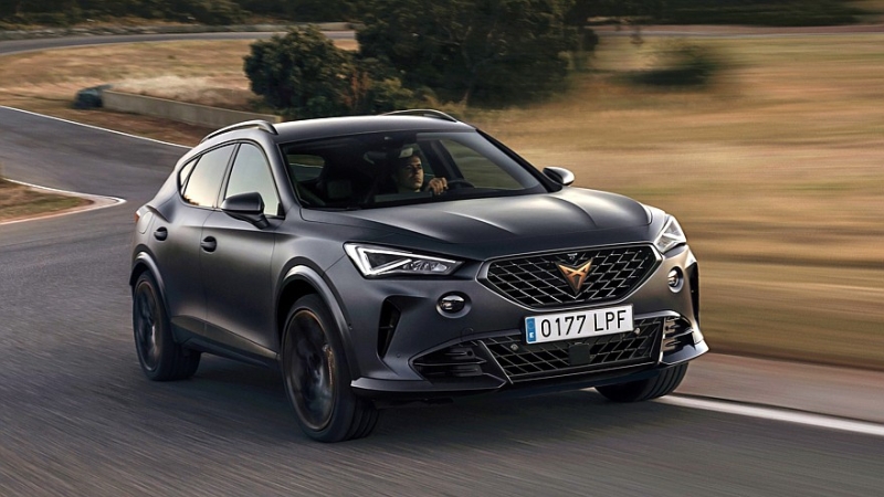 Cupra Formentor VZ5 с 390-сильной &laquo;турбопятёркой&raquo; Audi неожиданно вернулся на рынок