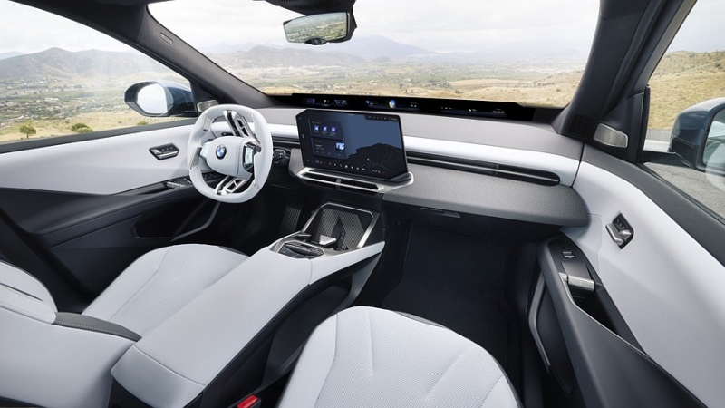 Новый BMW iX3 M: первые изображения