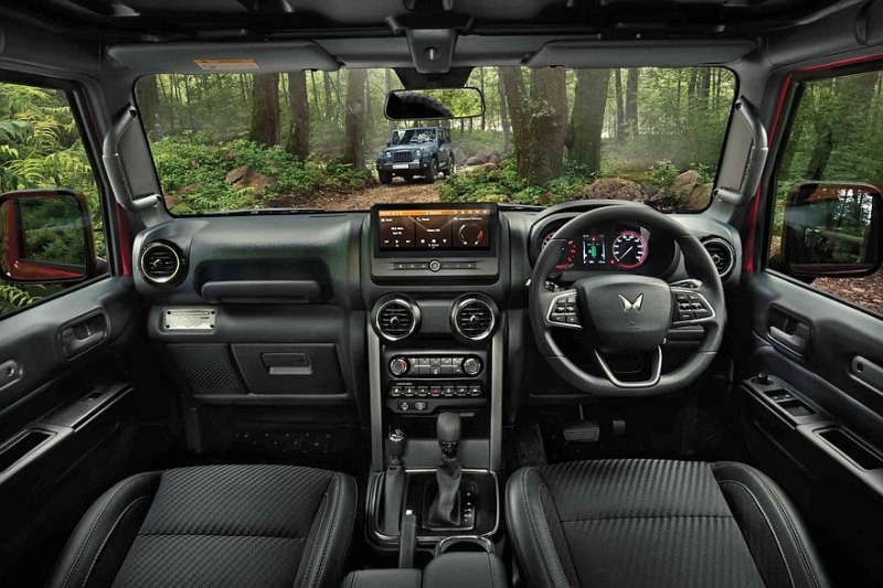 Похожий на Jeep Wrangler индийский внедорожник Mahindra Thar получил порцию обновок