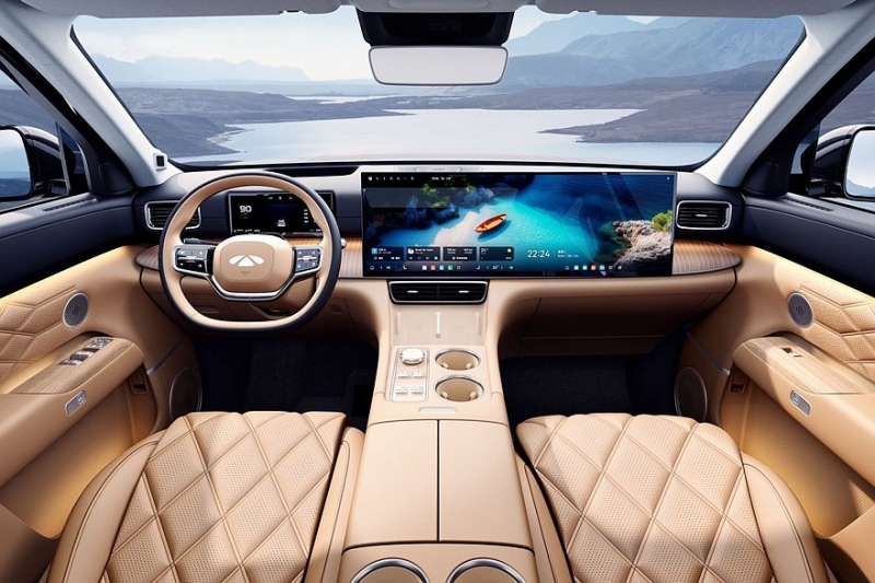 Представлен роскошный кроссовер Chery Fulwin T11. В России он появится под другим брендом