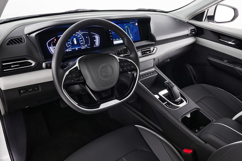 Пришла пора попрощаться с самым дешёвым Evolute: седан i-Pro покидает российский рынок