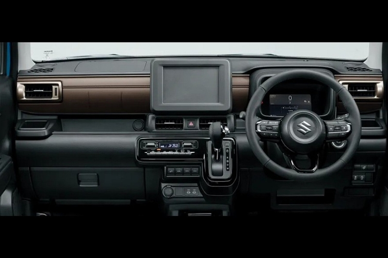 Рестайлинг принёс кроссоверу Suzuki Xbee новую технику