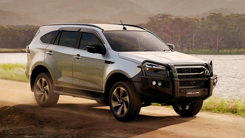 Рестайлинговый Isuzu MU-X обзавёлся спецверсией Tour Mate