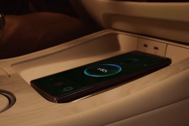 Седан Nissan Teana показал свой новый интерьер