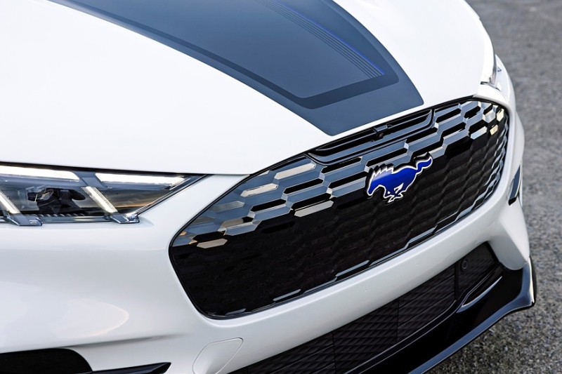 Синева ему к лицу: Ford Mustang Mach-E обзавёлся спецверсией California Special