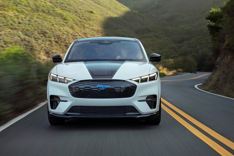 Синева ему к лицу: Ford Mustang Mach-E обзавёлся спецверсией California Special