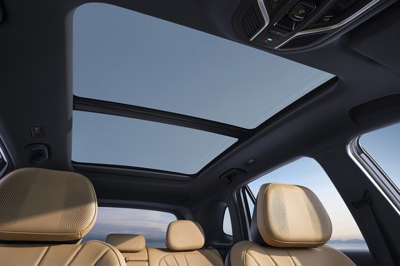 Стал известен состав комплектаций кроссовера Geely EX5 EM-i для российского рынка