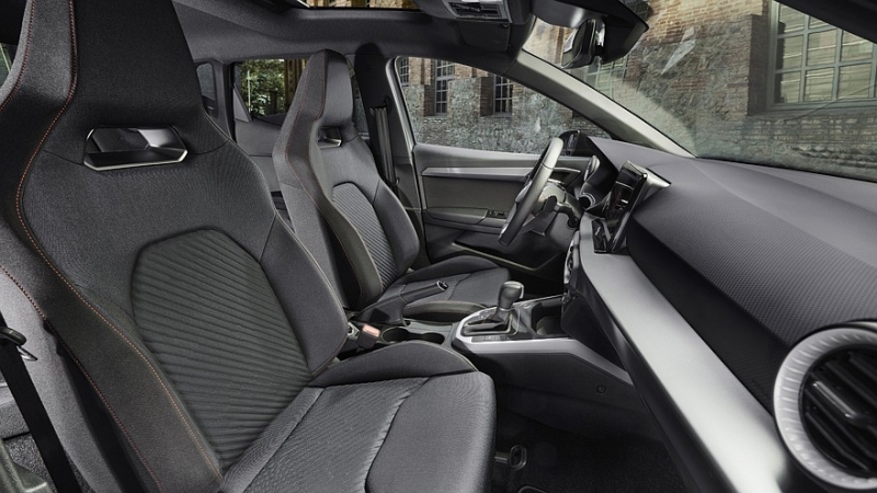 У будущего хэтчбека Seat Ibiza всё-таки появится полостью электрическая версия