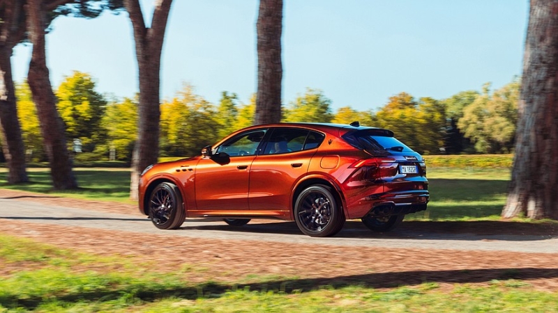 У Maserati Grecale появилась особенная версия, вдохновлённая известным красным вином