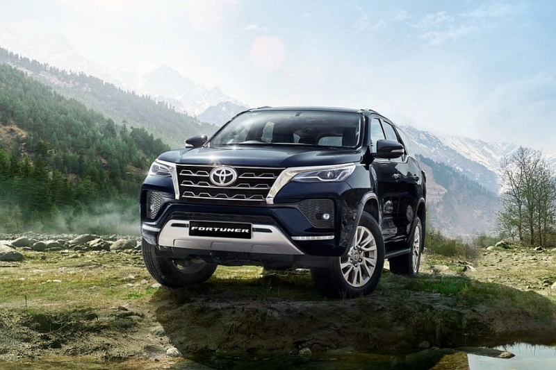 Внедорожник Toyota Fortuner получил спецверсию перед тем, как наконец-то сменить поколение