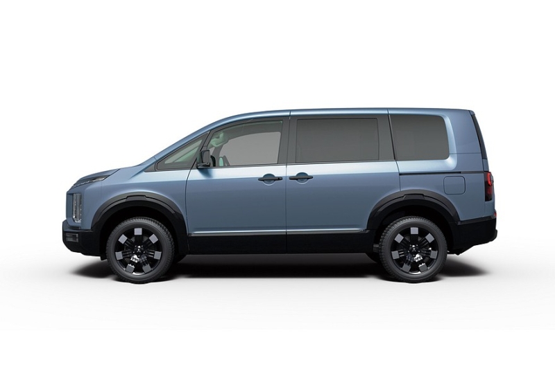 Внедорожный минивэн Mitsubishi Delica: очередной рестайлинг вместо нового поколения