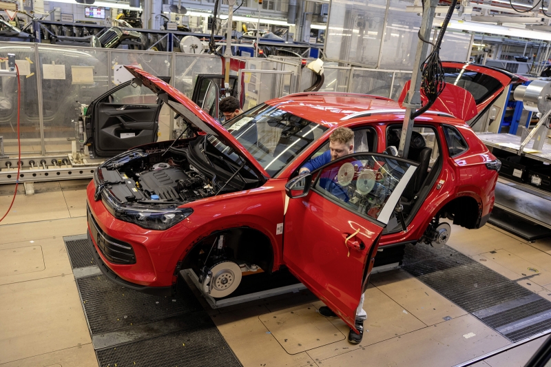 Volkswagen временно остановит производство Golf, Tiguan, Touran и Tayron